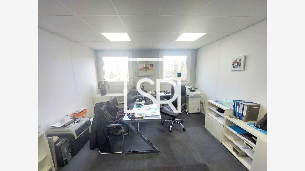 Vente bureaux 120m² à Clermont-Ferrand Les Salins