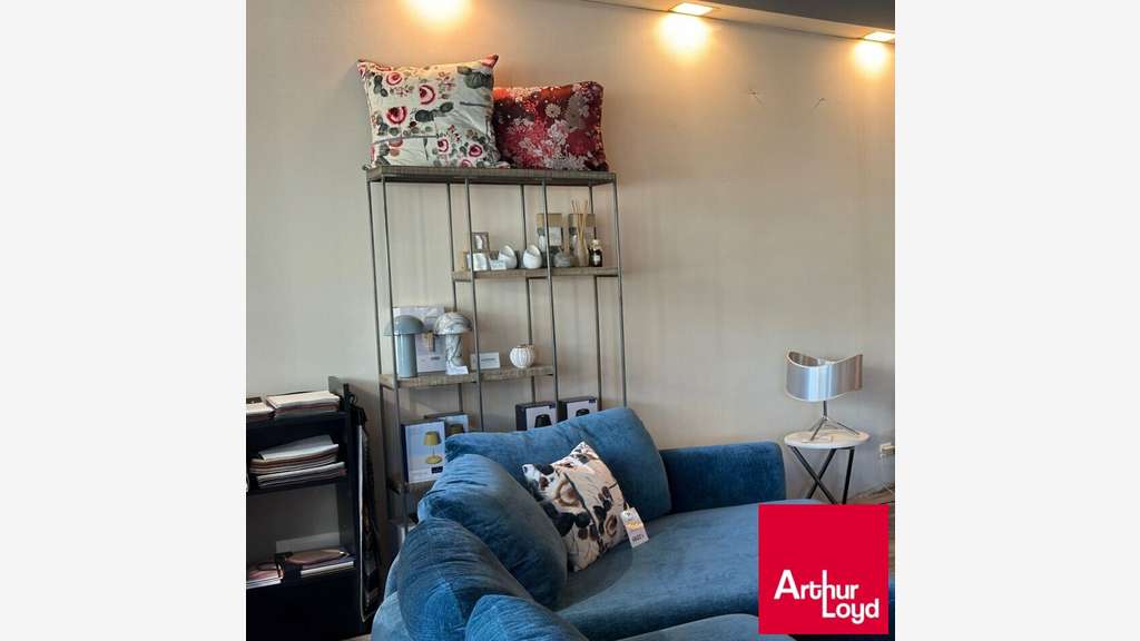 Anglet, local 270 m² - A saisir - Tout commerce
