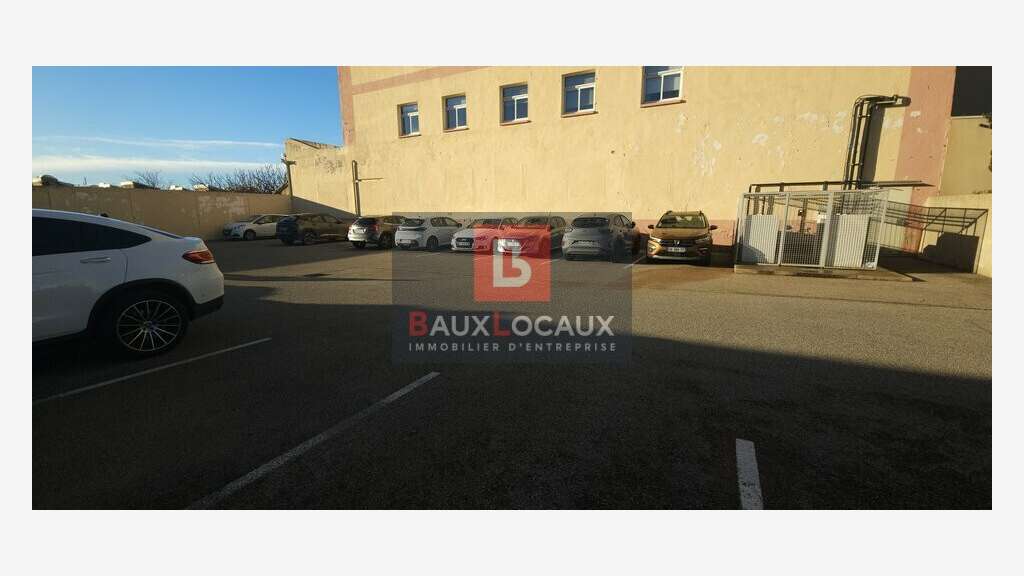 Bureaux 59m² R+1 à vendre à Carpentras