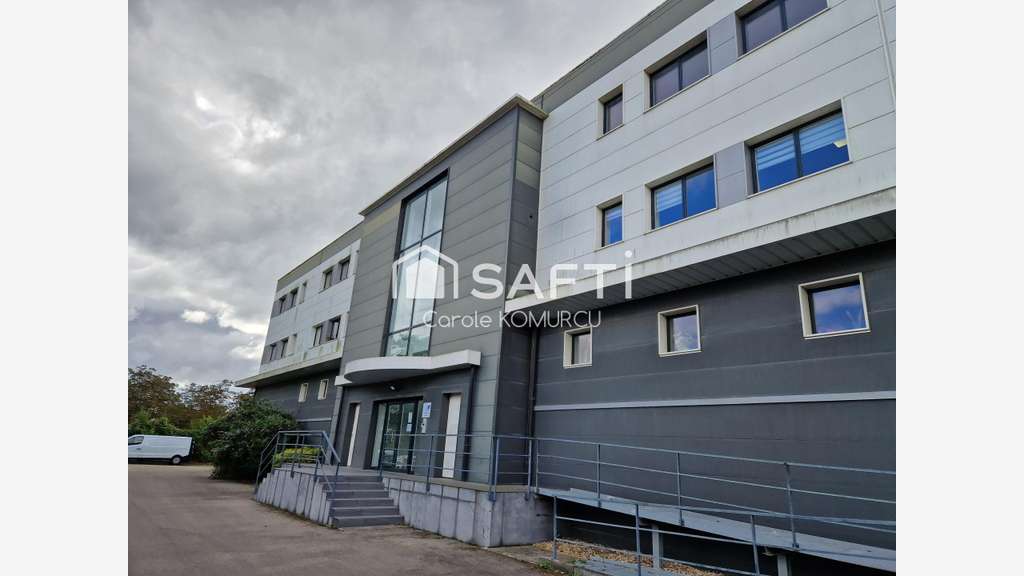 Bureau, plateau 184m² PMR avec ascenseur à ACHERS