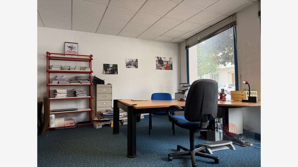 Vente murs commerciaux 200m² emplac strat à Agen
