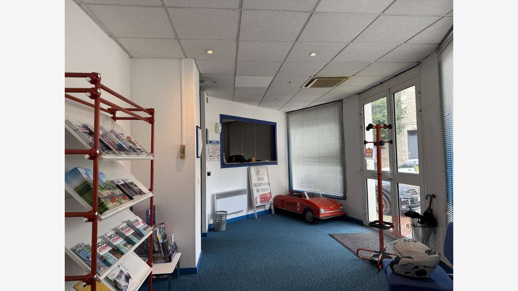 Vente murs commerciaux 200m² emplac strat à Agen