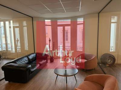 Bureaux 150m² à vendre au cœur d'Agen