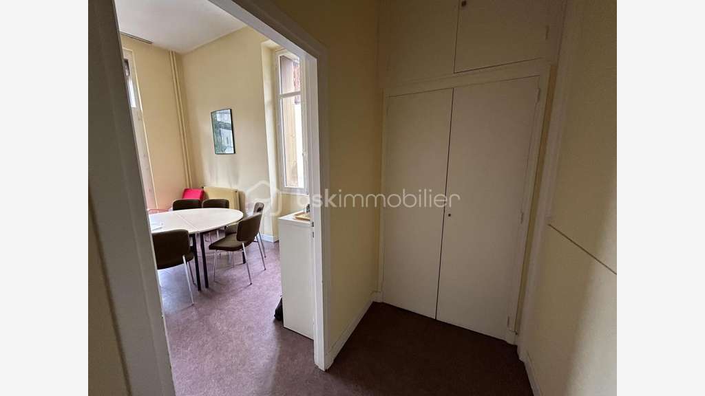 ENSEMBLE IMMOBILIER - BUREAU OU HABITATION -