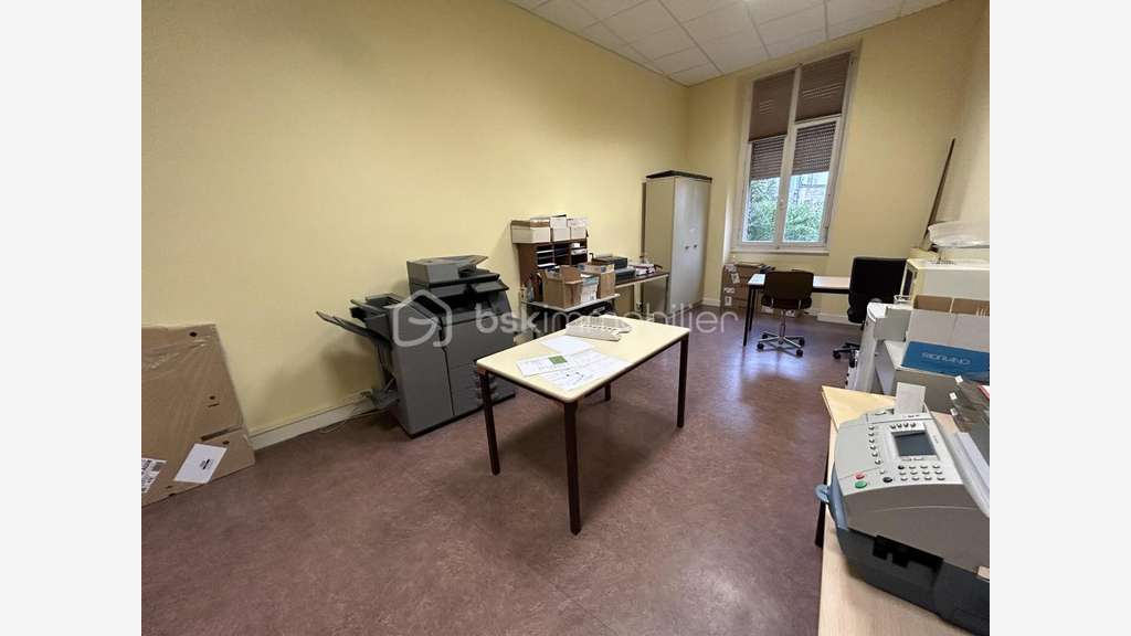 ENSEMBLE IMMOBILIER - BUREAU OU HABITATION -