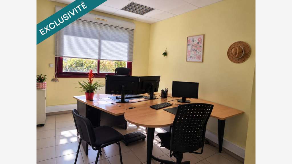 AV bureaux 300m² zone de Peyre à Aire-sur-l’Adour