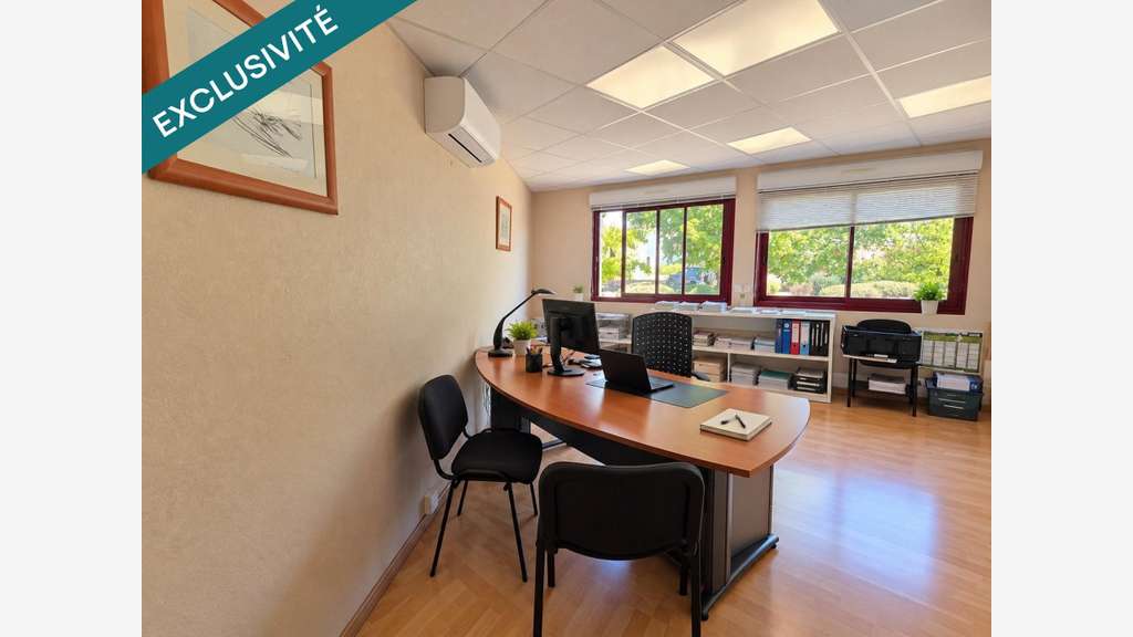 AV bureaux 300m² zone de Peyre à Aire-sur-l’Adour