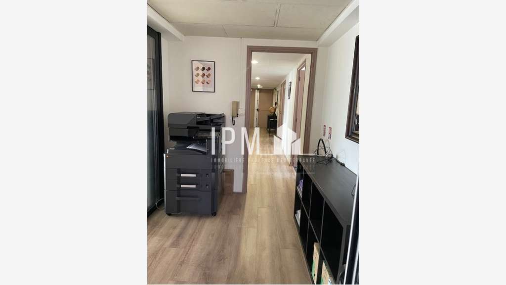 Bureaux à vendre 193m² Encagnane 13090 AIX
