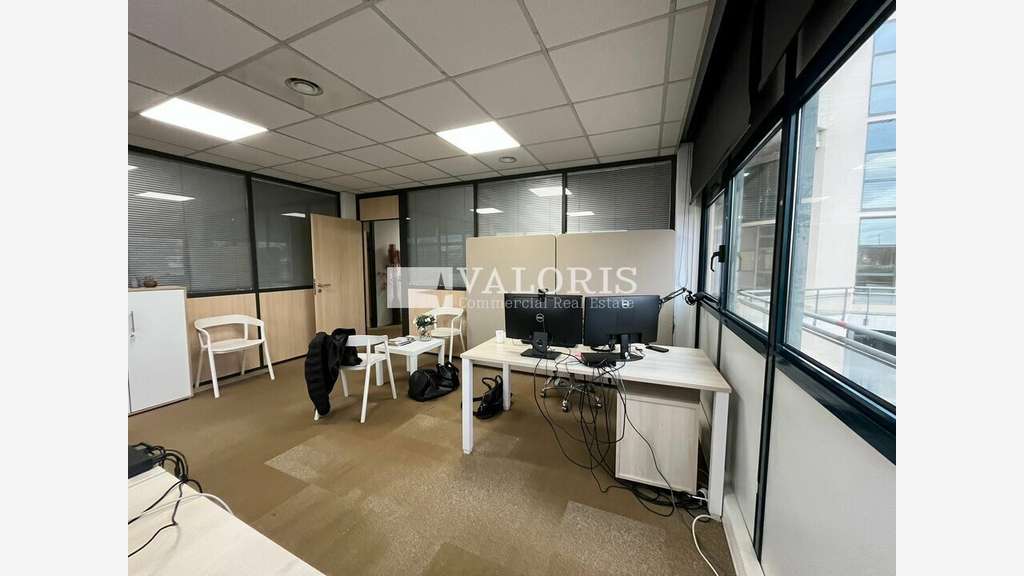 Bureaux 131m RDC à vendre ZI des Milles