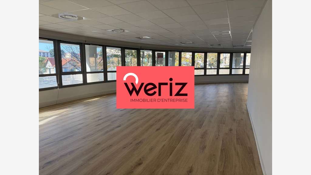 AV bureaux 185m² centre-village Aix-en-Provence