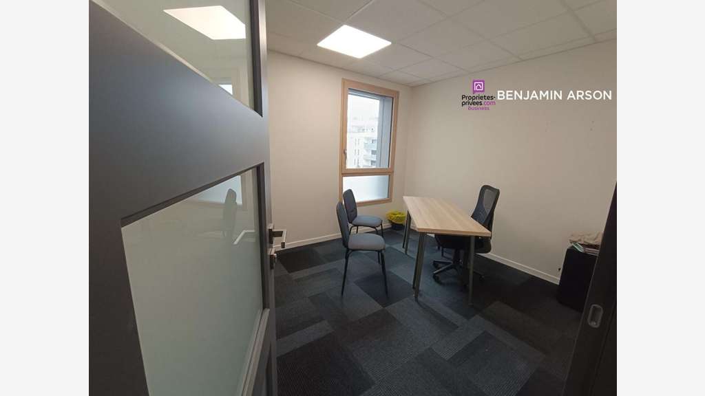 Vente bureaux 102m² à Aix les Bains
