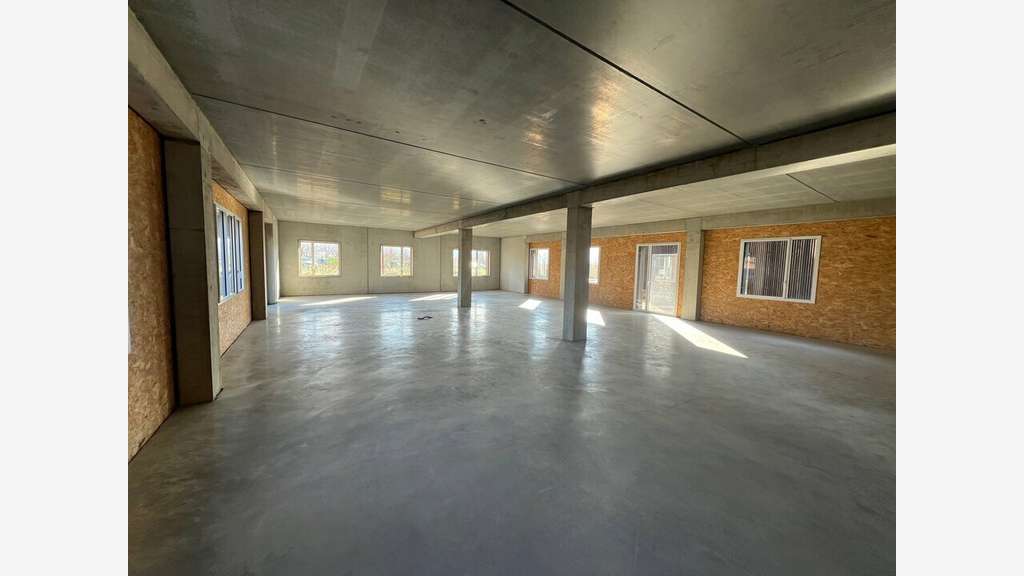 Vente bureaux zone de Rovaltain à Alixan