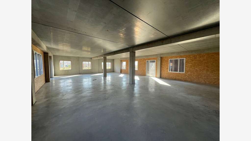 Vente bureaux zone de Rovaltain à Alixan