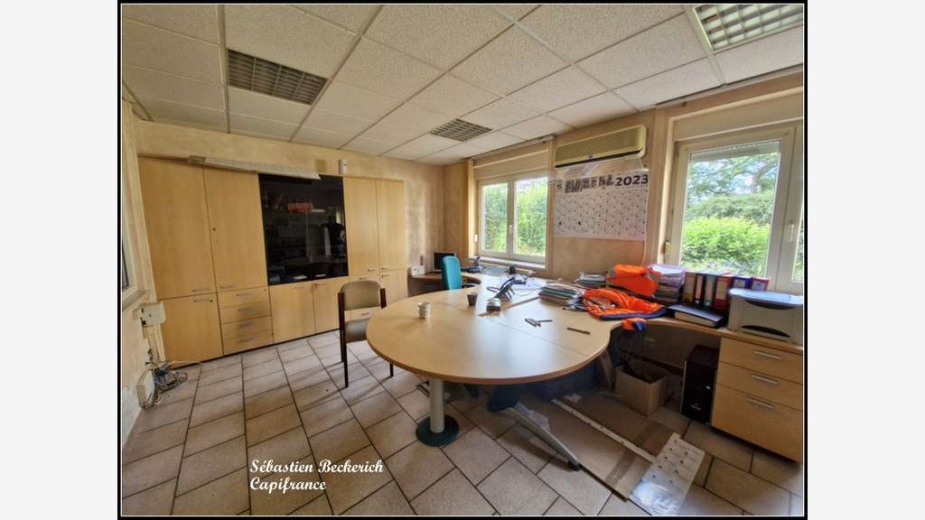 Hangars et bureaux à vendre à Altrippe (57)
