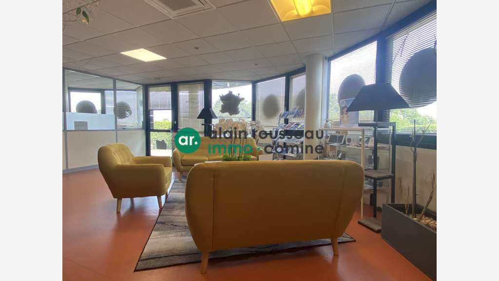 A vendre bureaux 330m² secteur Lac de Maine