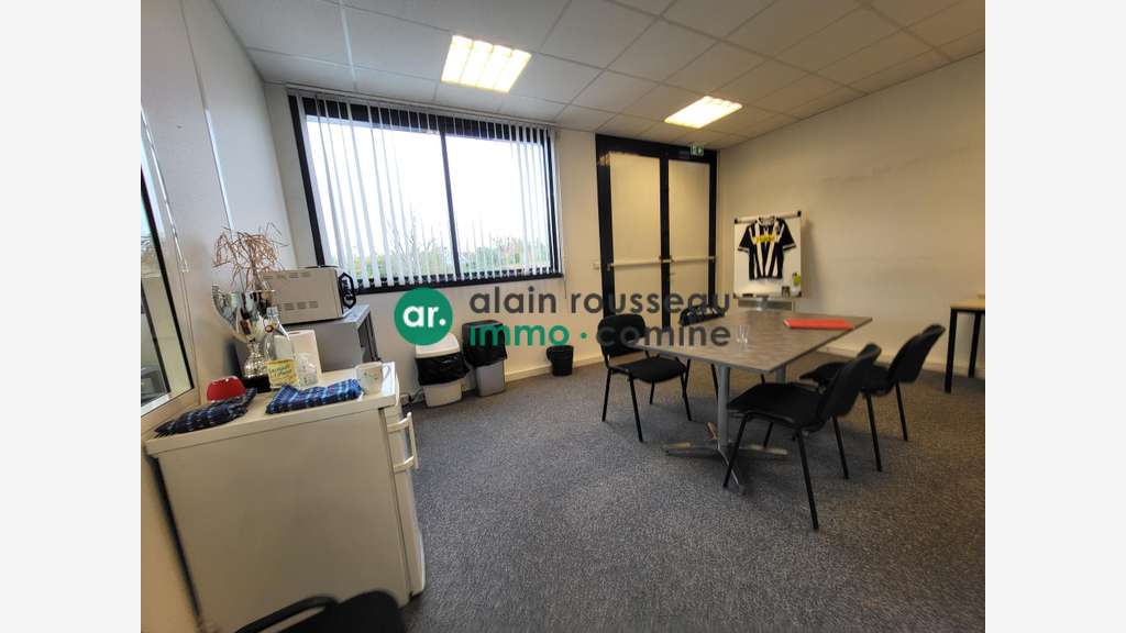 A vendre bureaux 82m² RDC Angers Ouest
