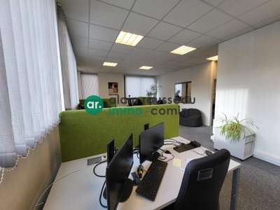 A vendre bureaux 82m² RDC Angers Ouest