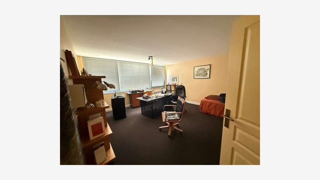 Bureaux loués à vendre hypercentre piéton Angers 