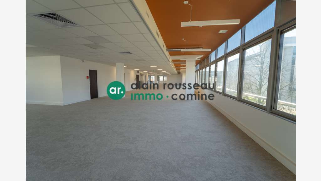 A vendre bureaux de 257m² à Angers Saint Serge