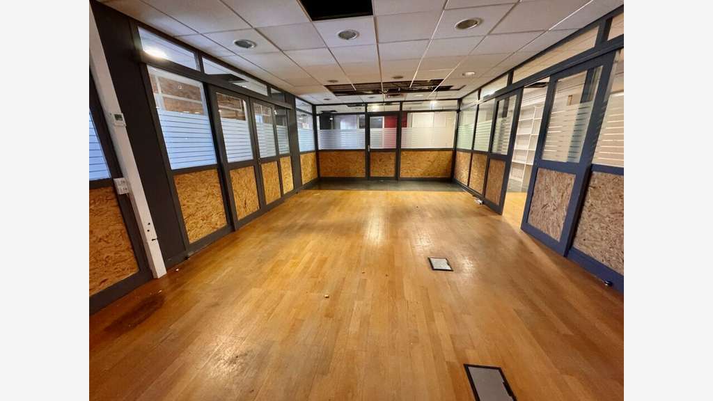 Bureaux 412m² à vendre à Angoulême 