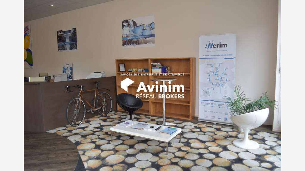 A vendre ou à louer local d'activité 278m² Annecy