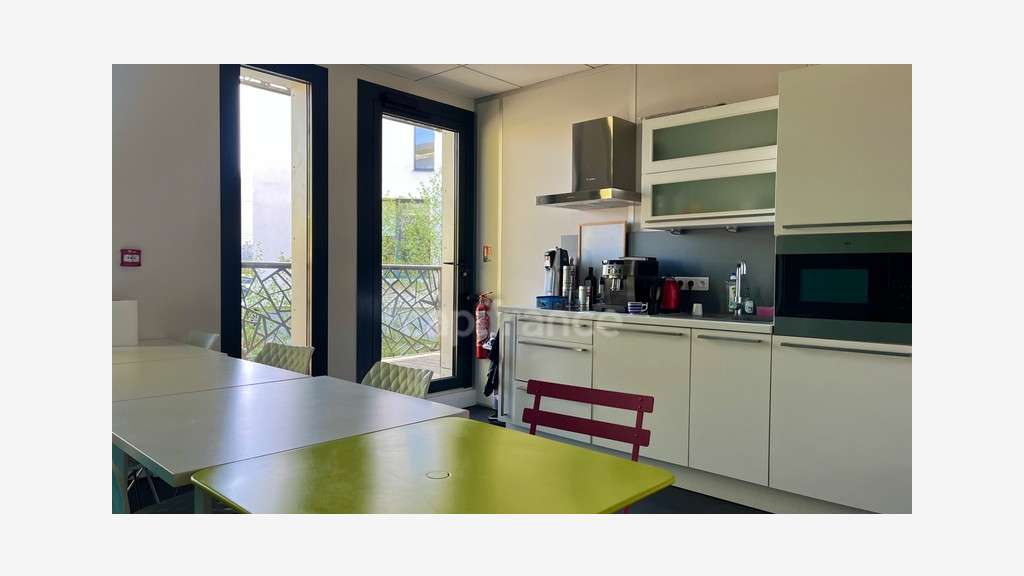 Vente plateau de bureaux moderne 204m² à Annecy
