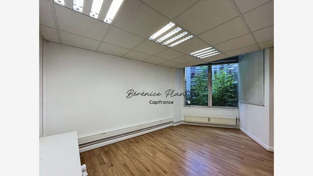 Vente bureau 65m² dernier étage avec ascenseur