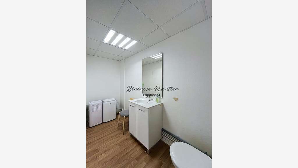 Vente bureau 65m² dernier étage avec ascenseur