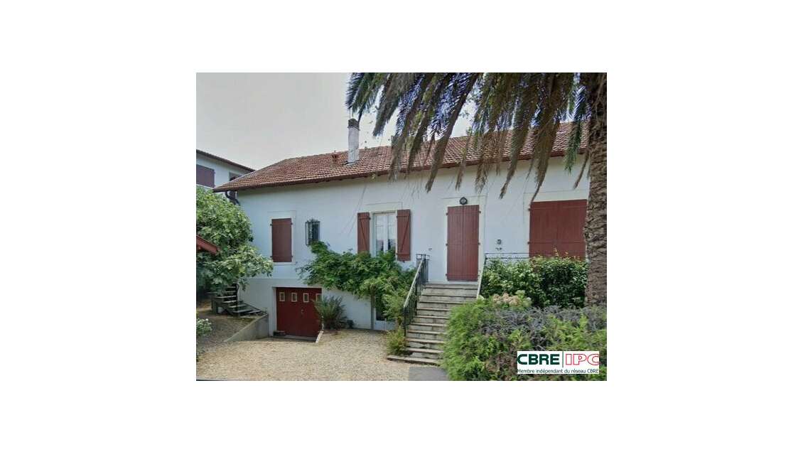 Vente bâtiment à Biarritz, limite Arcangues