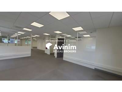 Vente Bureaux à Archamps