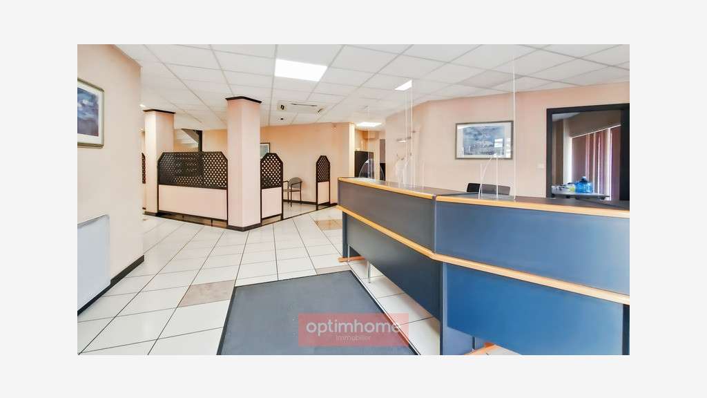 Ensemble de bureaux 400m² + 3 parkings à Arras
