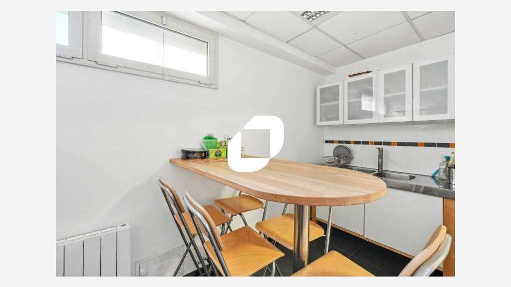 Vente Bureaux 241m² Asnieres sur seine