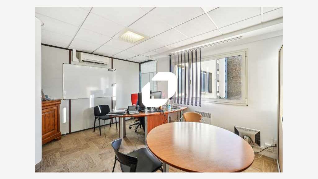 Vente Bureaux 241m² Asnieres sur seine