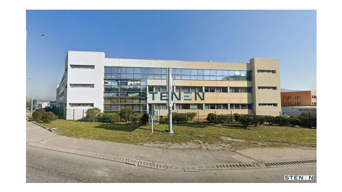 Vente bureaux de 460m² à Aubagne