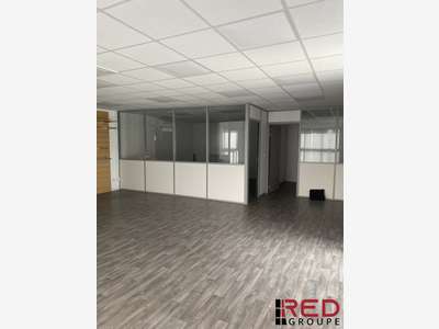 Bureaux de 165m² à vendre en R+1 à Aubagne