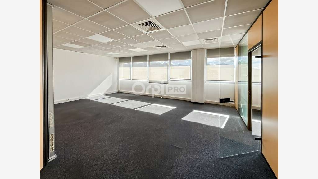 Bureaux d'exception de 560m² à vendre à Aubagne