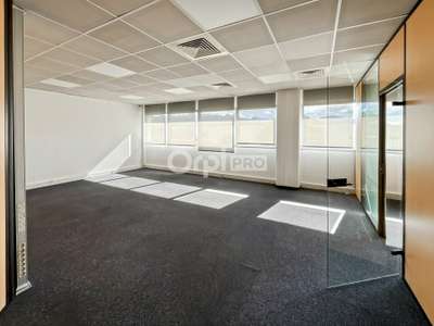 Bureaux d'exception de 560m² à vendre à Aubagne