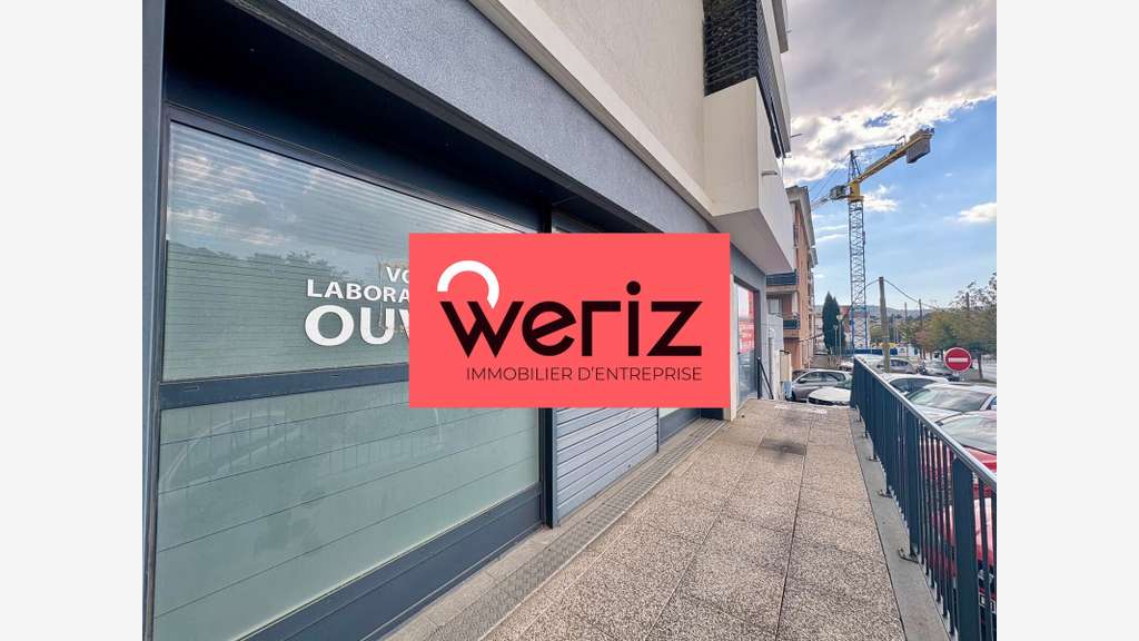 Location locaux médicaux PMR 125m² à Aubagne 