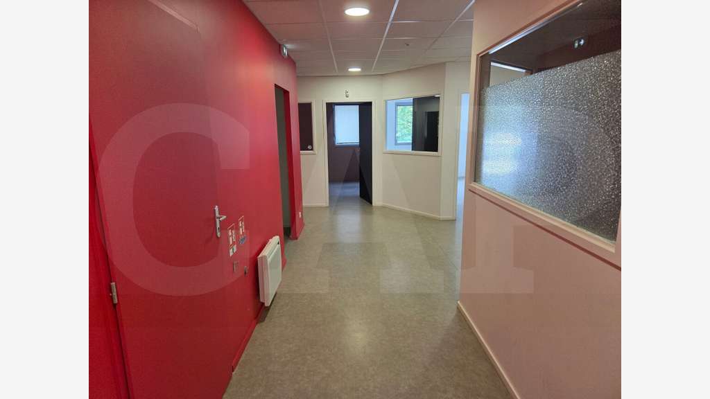 Vente bureaux 275m² à Auray Porte Océane