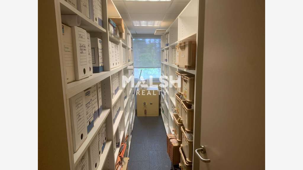 Bureaux en bon état à vendre 295m² à Bron