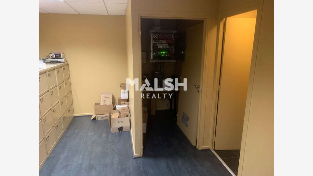 Bureaux en bon état à vendre 295m² à Bron