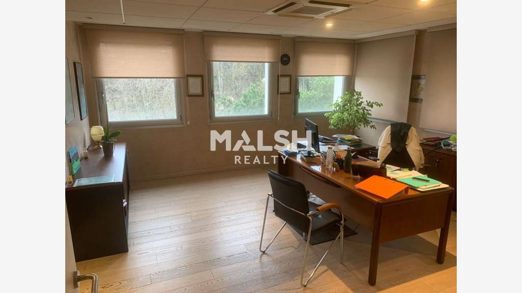 Bureaux en bon état à vendre 295m² à Bron