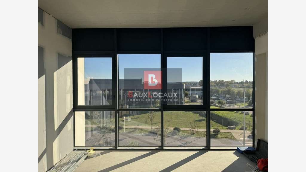 Bureaux 25m² R+2  PMR à vendre Avignon Agroparc 
