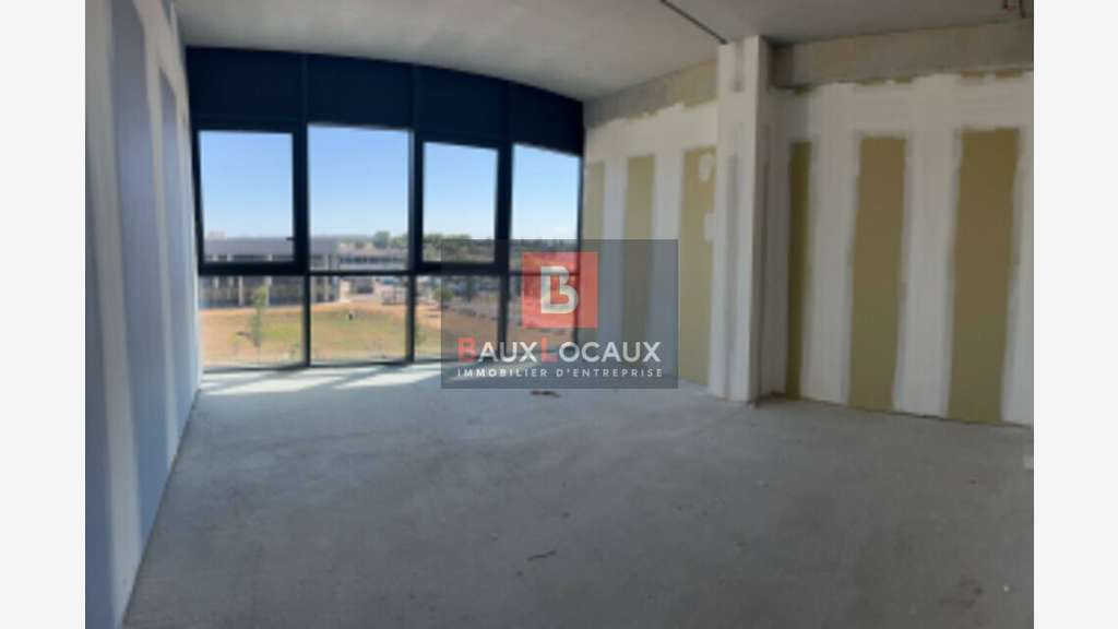 Bureaux 25m² R+2  PMR à vendre Avignon Agroparc 