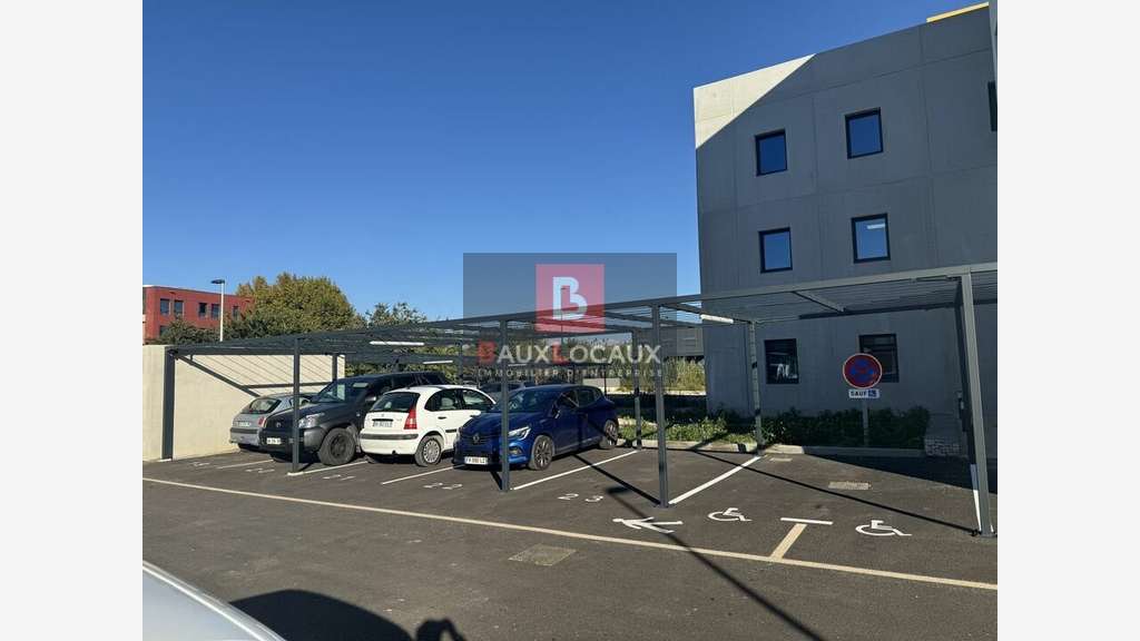 Bureaux 25m² R+2  PMR à vendre Avignon Agroparc 