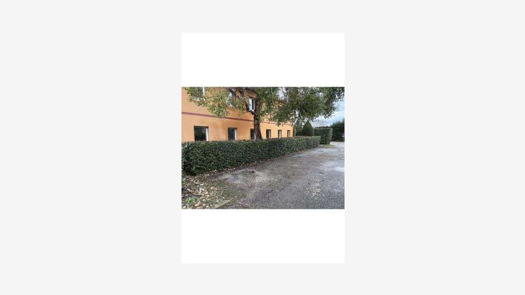 Vente bureau de 480m² en centre d'affaires Avignon