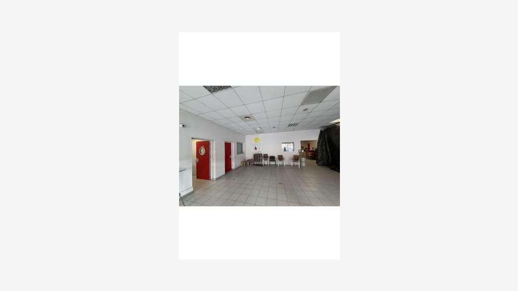 Vente bureau 300m² à Avignon Fontcouverte