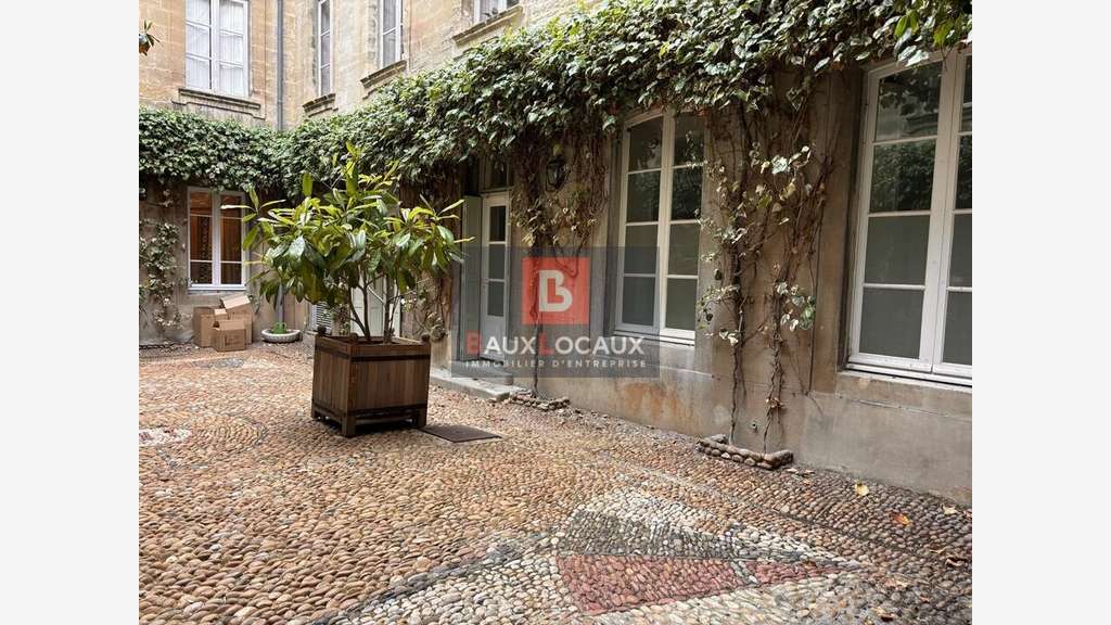 Bureaux à vendre environnement prestigieux Avignon