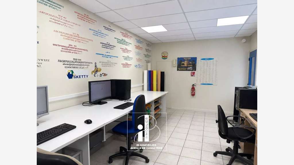 Vente immeuble de bureaux de 343m² à Avon