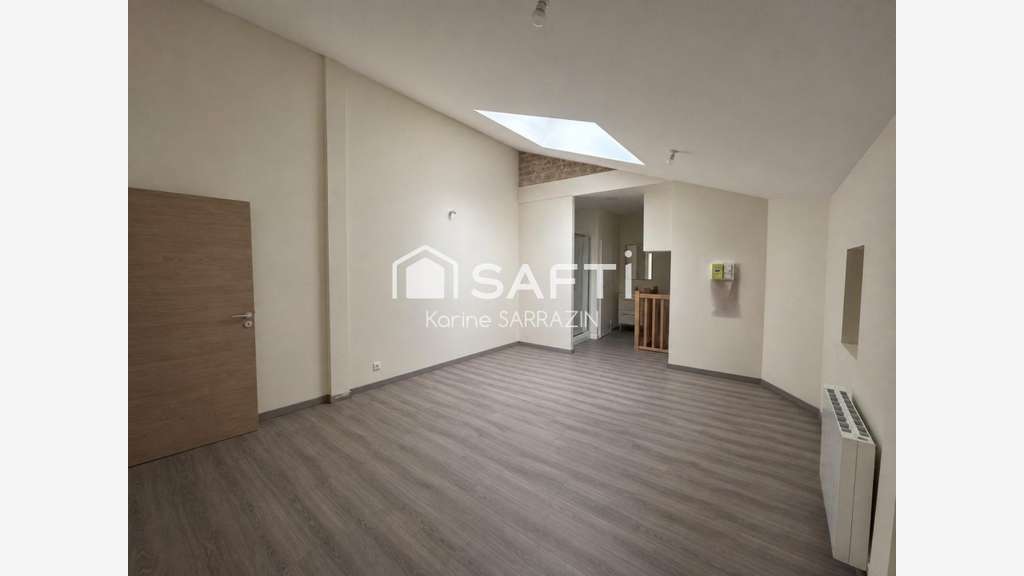 Vente espace de travail au coeur d'Avranches
